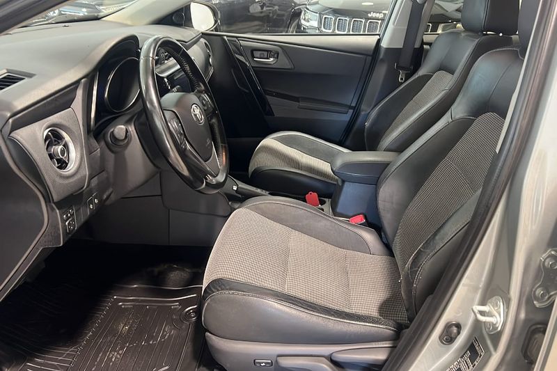 Toyota Auris bild 6