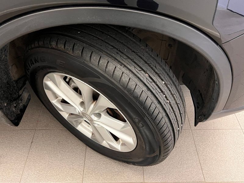 Nissan X-Trail bild 2