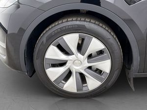 Tesla Model Y bild 33