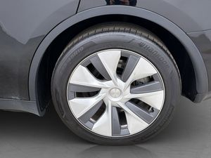 Tesla Model Y bild 34