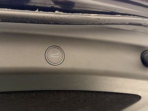 Tesla Model Y bild 31
