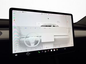 Tesla Model Y bild 20