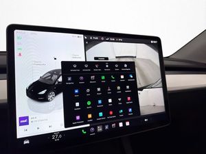 Tesla Model Y bild 26