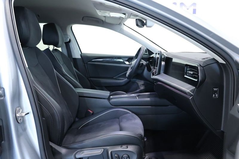 Volkswagen Passat bild 7