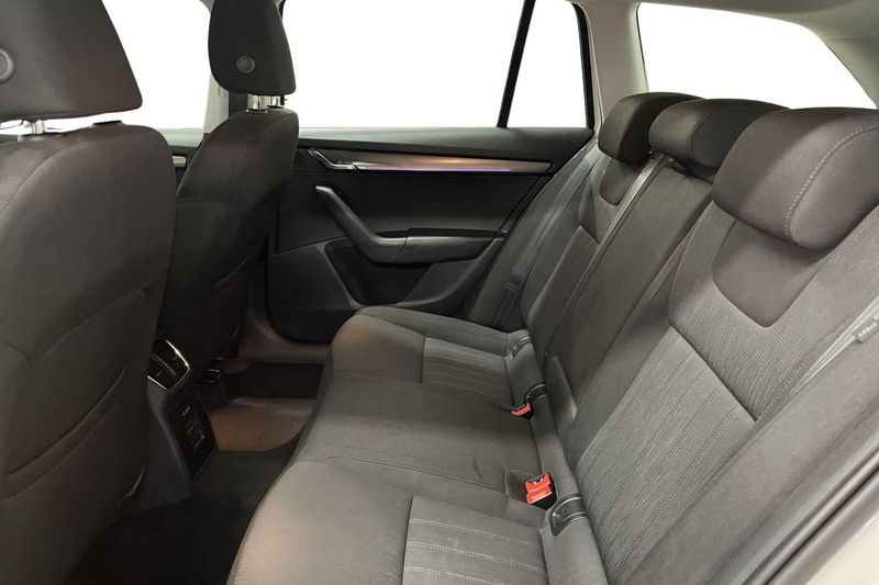Skoda Octavia bild 17