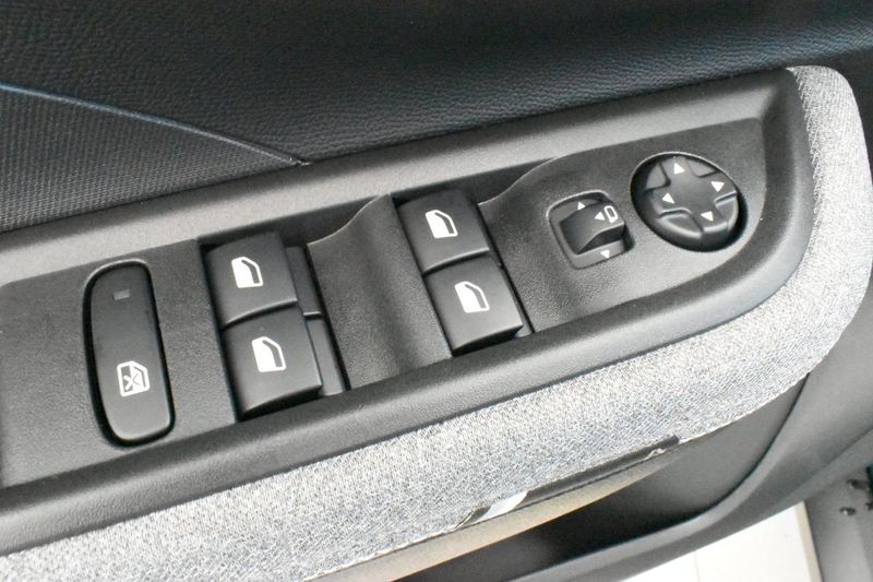 Opel Frontera bild 12