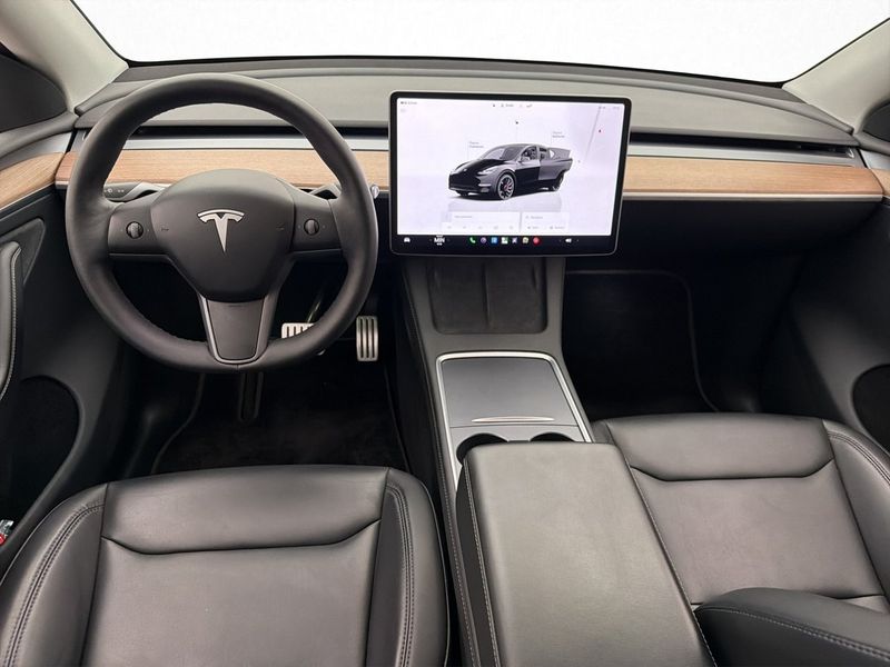 Tesla Model Y bild 12