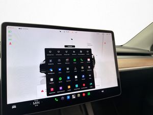 Tesla Model Y bild 19