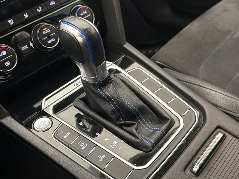 Volkswagen Passat bild 20