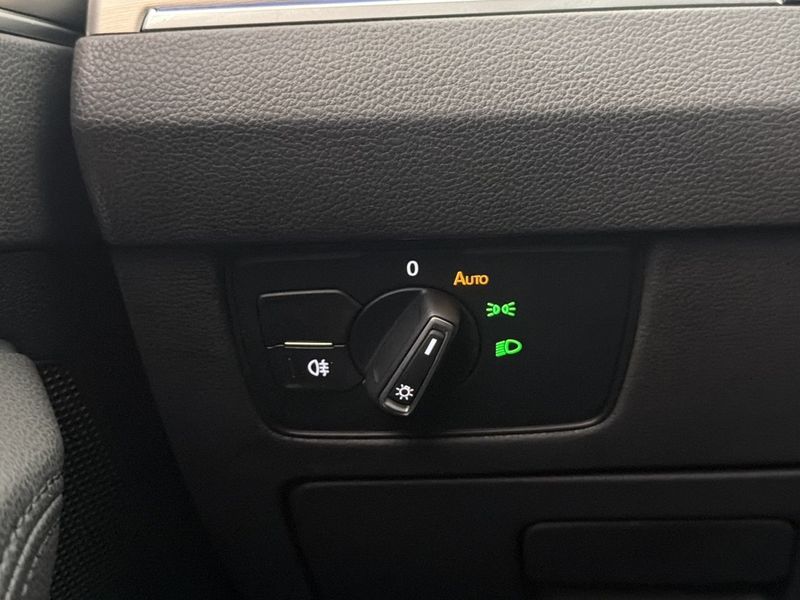 Volkswagen Passat bild 24