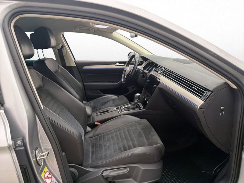 Volkswagen Passat bild 11