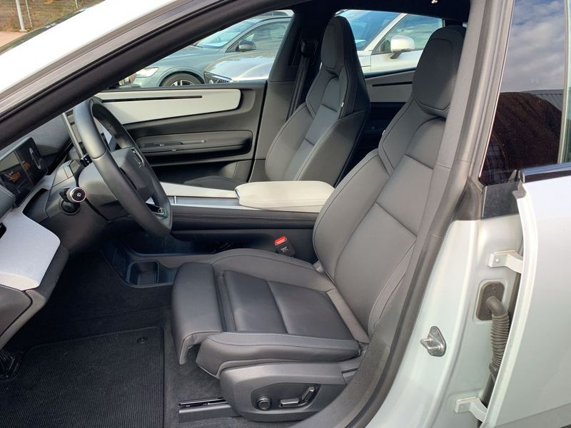 Polestar 4 bild 5