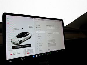 Tesla Model 3 bild 17