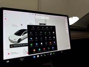 Tesla Model 3 bild 21