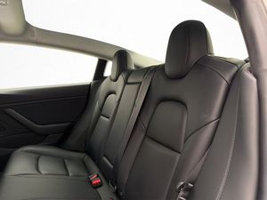 Tesla Model 3 bild 23