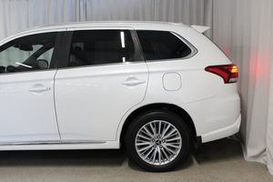 Mitsubishi Outlander bild 9