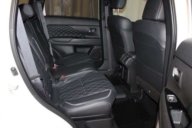 Mitsubishi Outlander bild 24