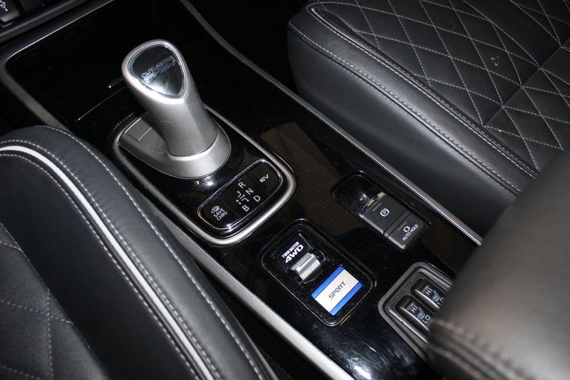 Mitsubishi Outlander bild 28