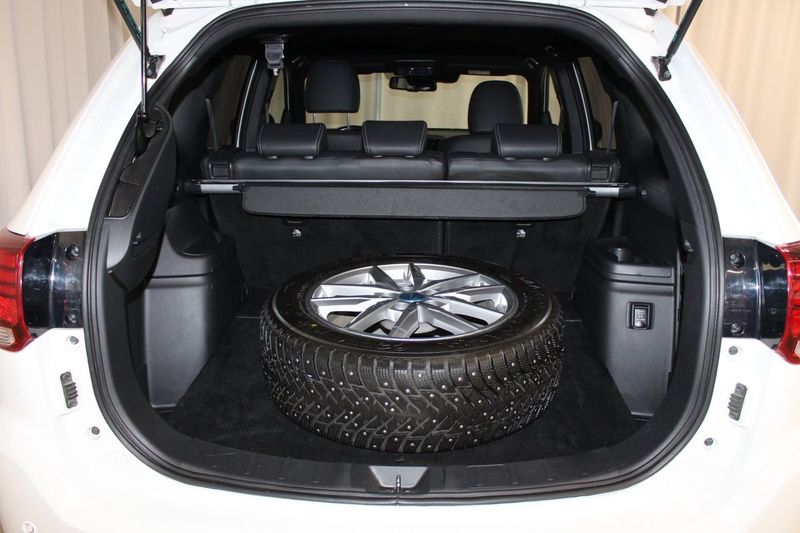 Mitsubishi Outlander bild 16