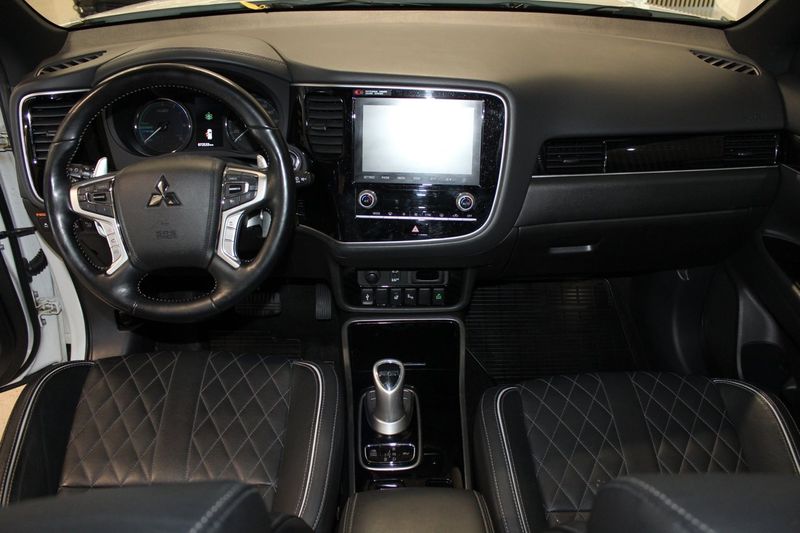 Mitsubishi Outlander bild 19