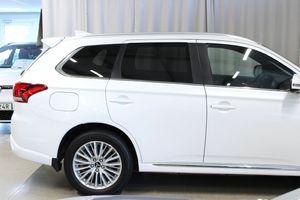 Mitsubishi Outlander bild 7