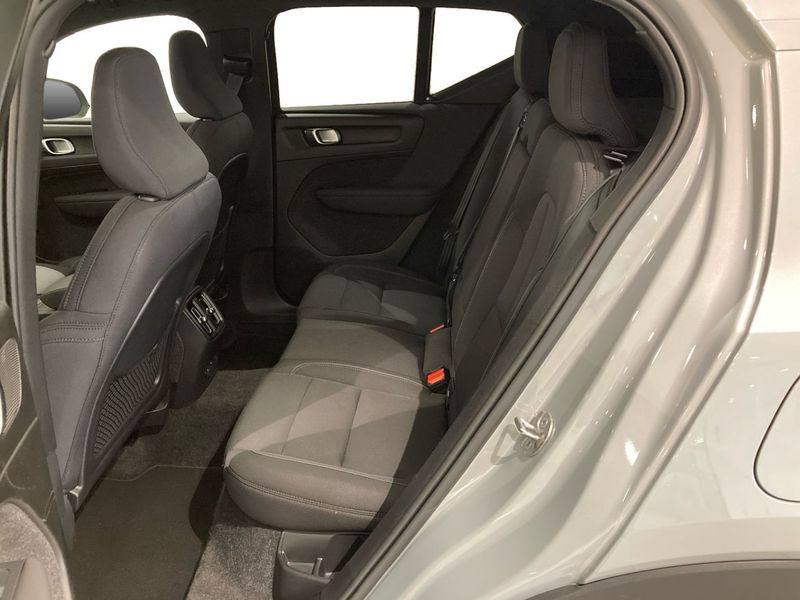 Volvo EX40 bild 6