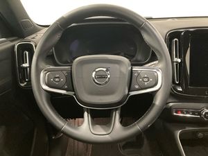 Volvo EX40 bild 10