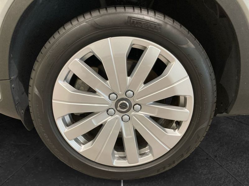 Volvo EX40 bild 9