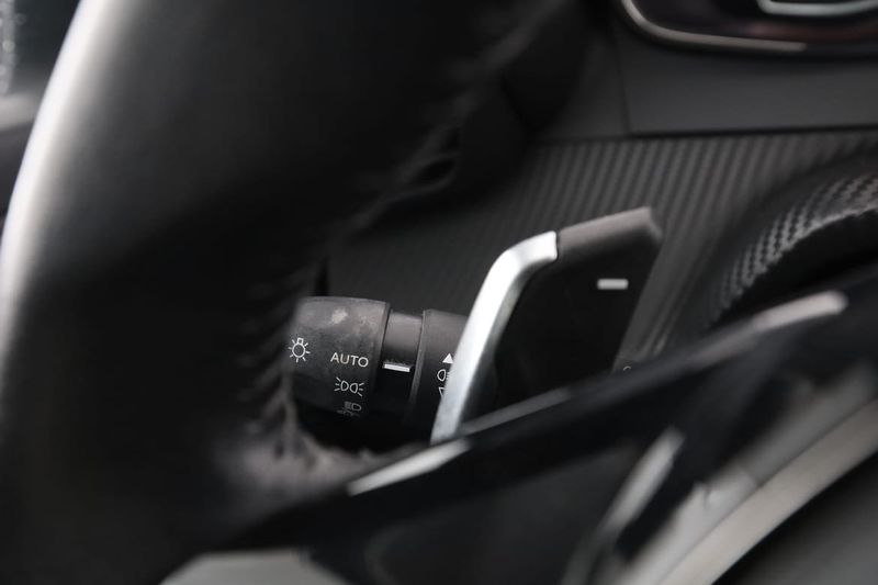 Peugeot 208 bild 30