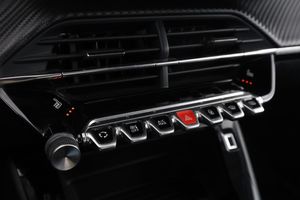 Peugeot 208 bild 24