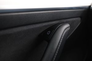 Tesla Model 3 bild 31