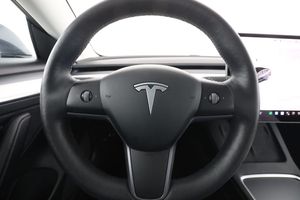Tesla Model 3 bild 19