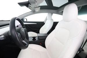Tesla Model 3 bild 11