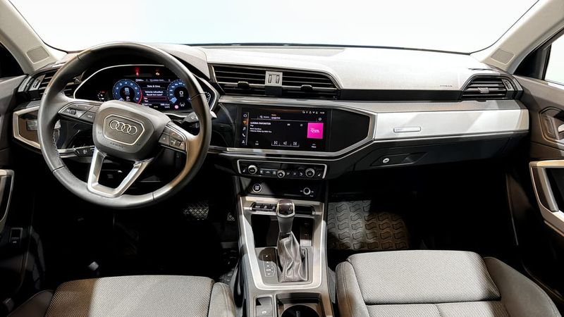 Audi Q3 bild 10