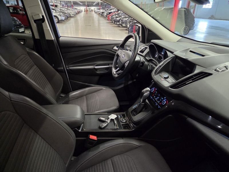 Ford Kuga bild 4