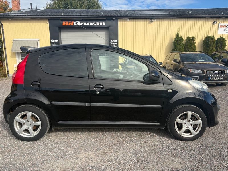 Peugeot 107 bild 2