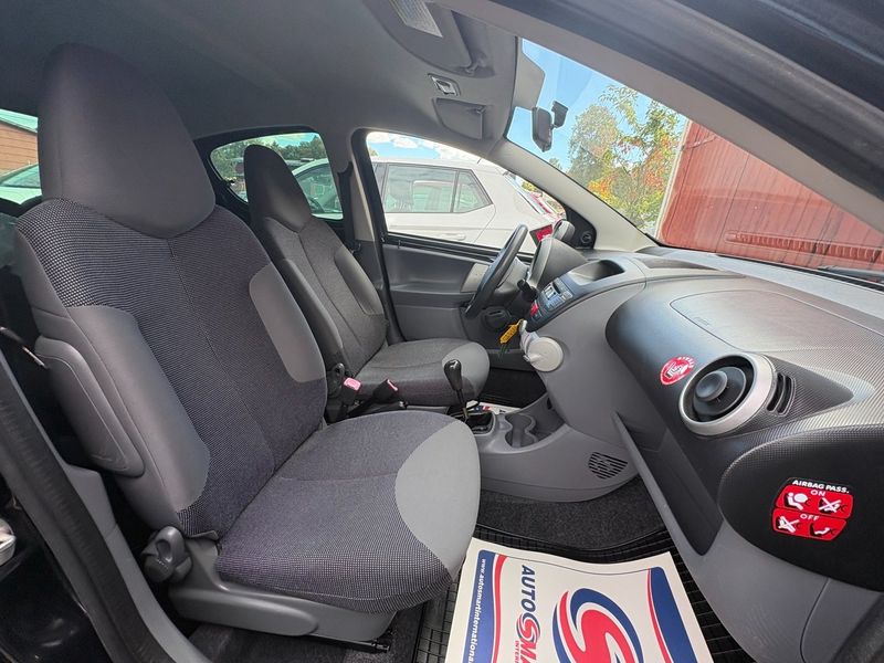 Peugeot 107 bild 5