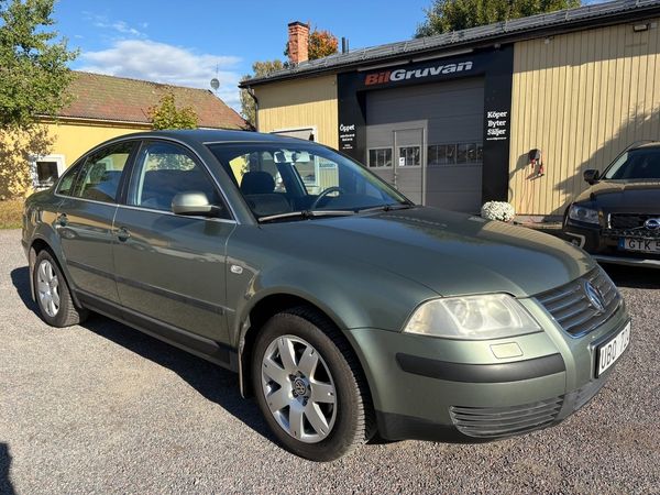 Volkswagen Passat 1.8 T Comfortline 8135 Mil 1Ägare - 2003