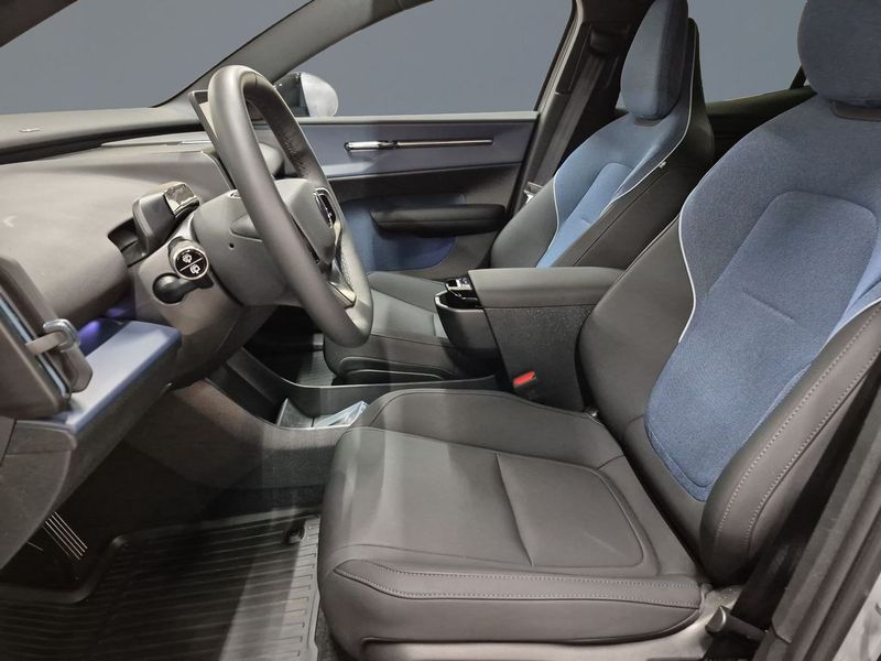 Volvo EX30 bild 6