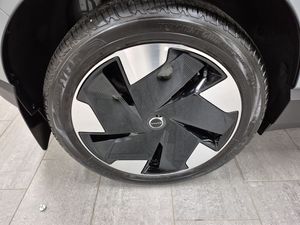 Volvo EX30 bild 10