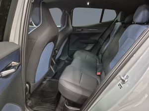Volvo EX30 bild 8