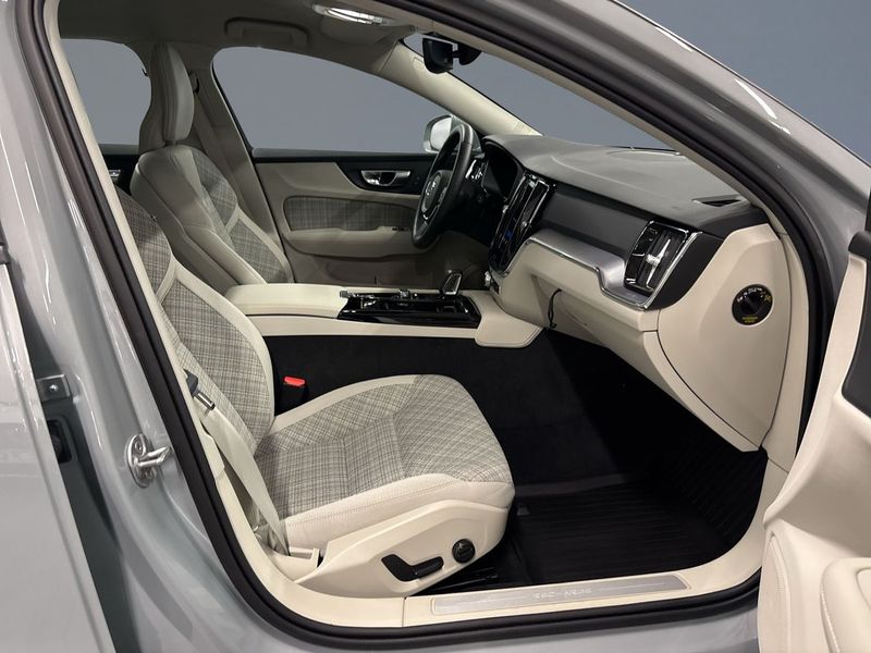 Volvo V60 bild 7
