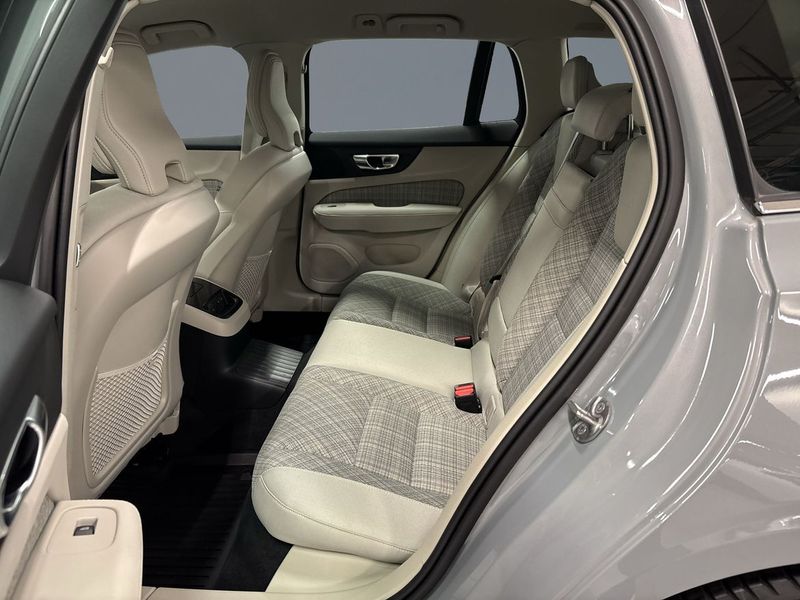 Volvo V60 bild 8