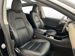 Tesla Model 3 bild 30