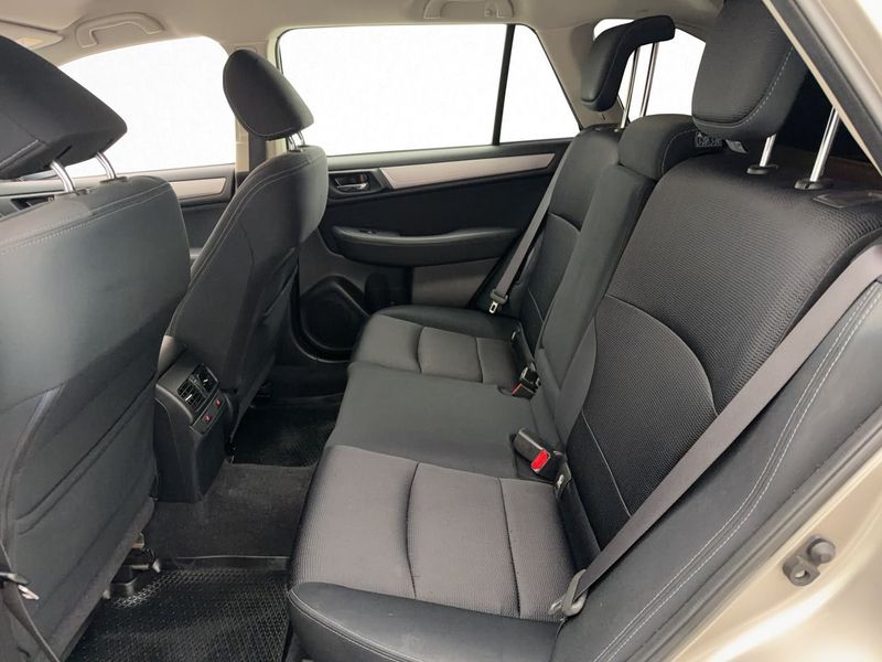Subaru Outback bild 24