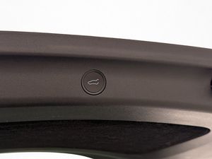 Tesla Model Y bild 36