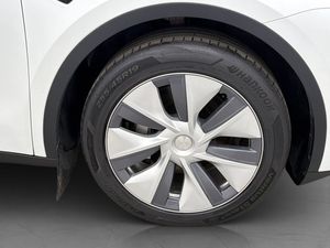 Tesla Model Y bild 14