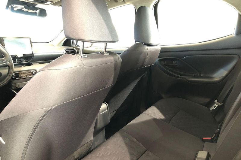 Toyota Yaris bild 13