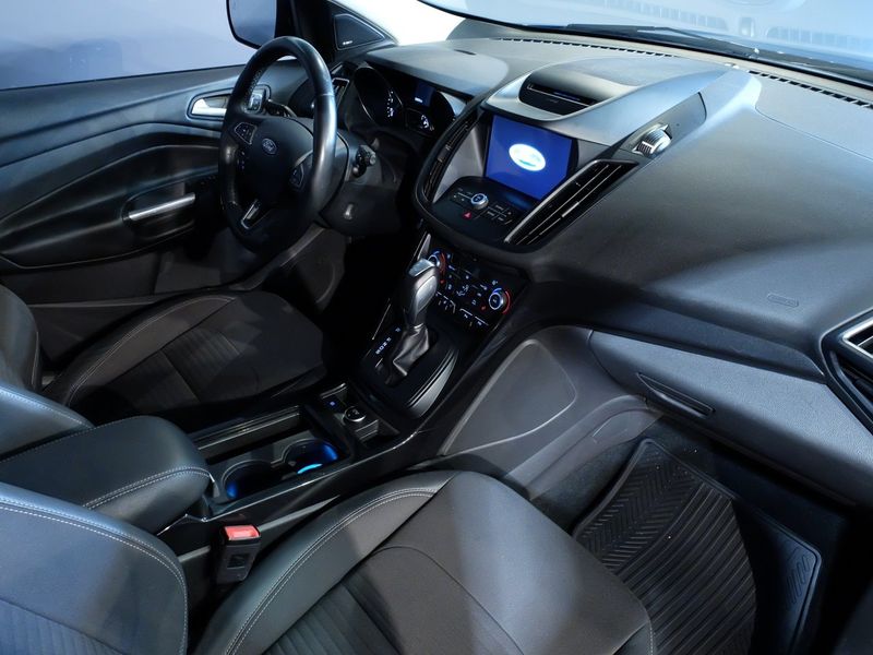 Ford Kuga bild 6