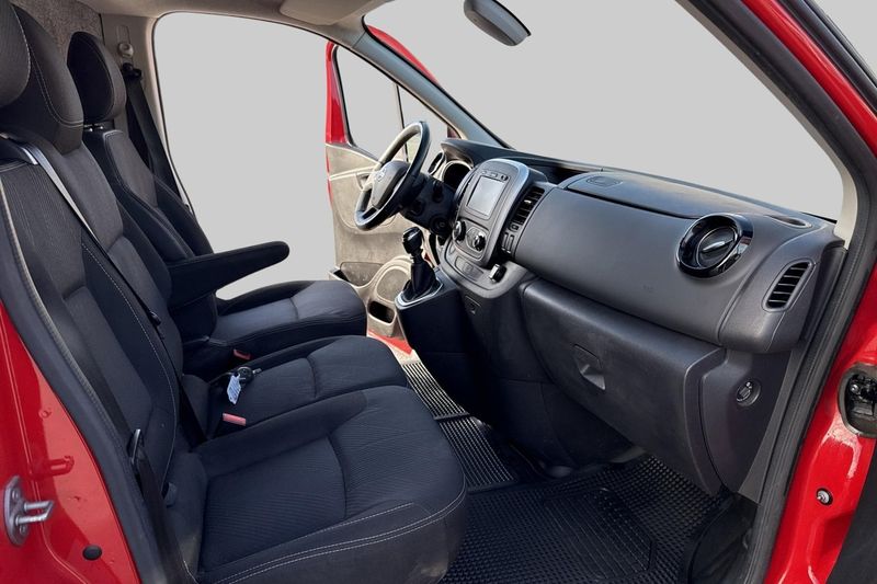 Nissan NV300 bild 9
